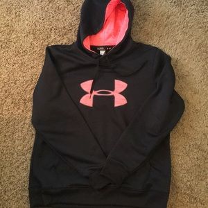 Women’s Under Armour Swearshirt